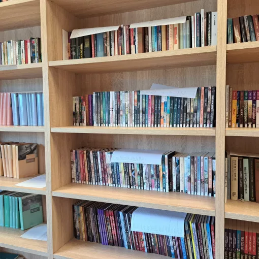 Biblioteka 4