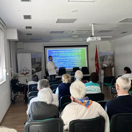 Img 23ce5de9fb00952105bf8c5cf2e55c49 v